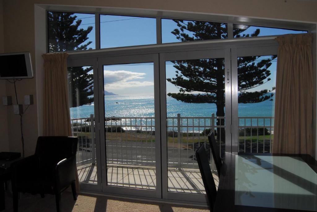 Kaikoura Waterfront Apartments Экстерьер фото