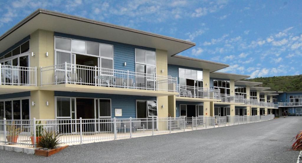 Kaikoura Waterfront Apartments Экстерьер фото